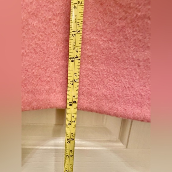LOFT Rosy-Pink Wool Blend Mini Skirt
SIZE 12     **NWT** - Picture 9 of 12